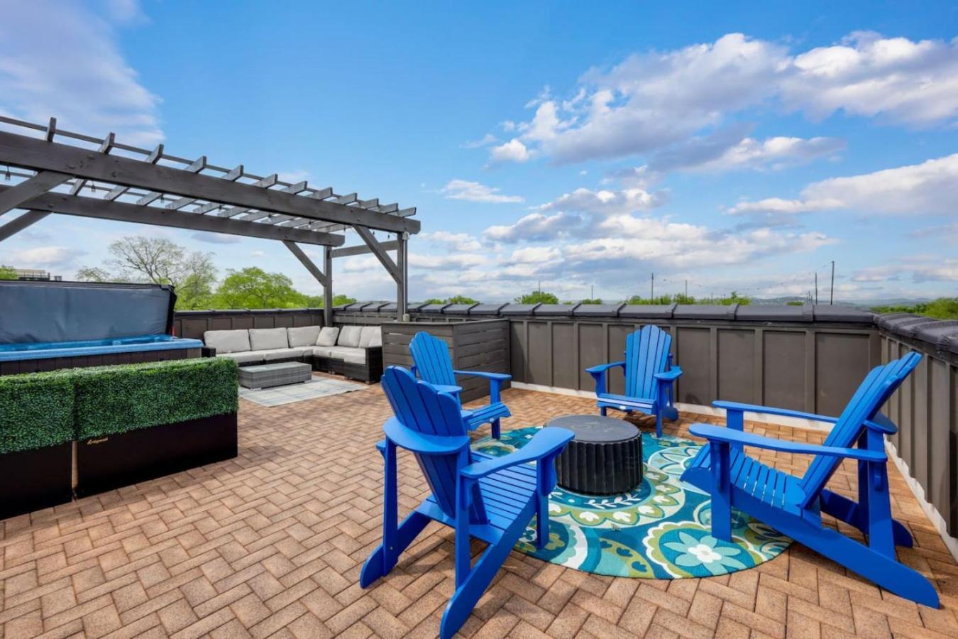 Two Townhomes - Hot Tubs And Rooftop Balconies Nashville Exterior photo