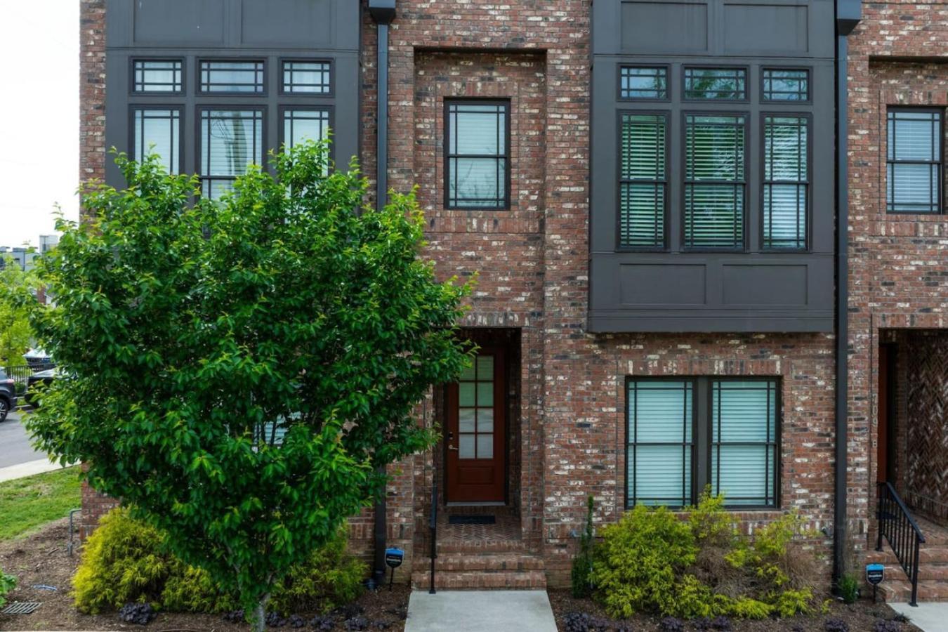 Two Townhomes - Hot Tubs And Rooftop Balconies Nashville Exterior photo